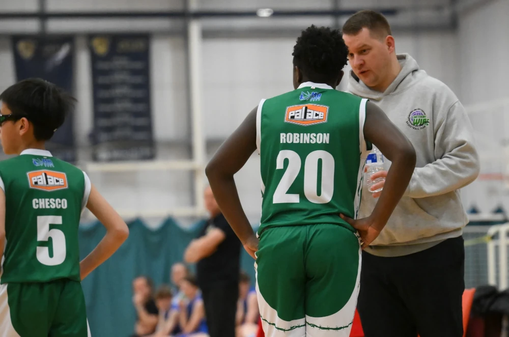 coach-and-player.webp